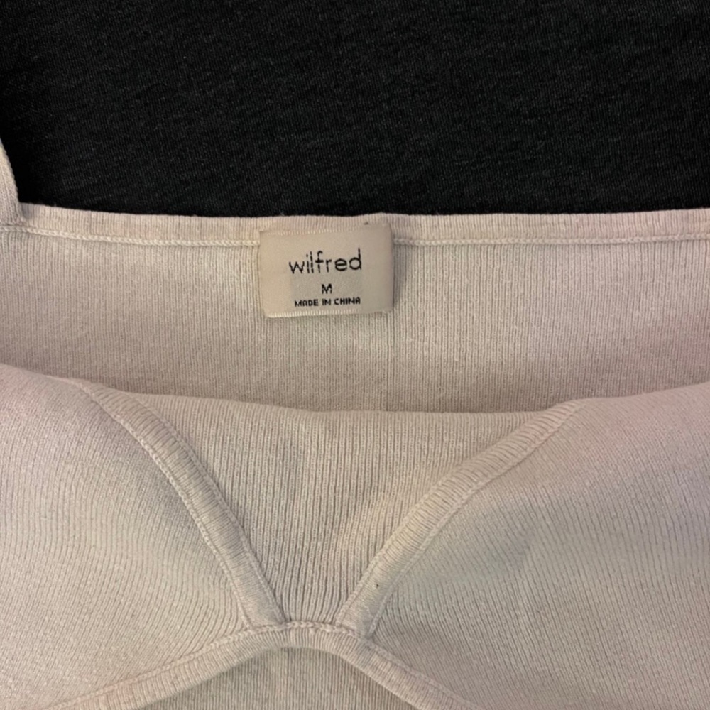 Aritzia top - Picture 3 of 3